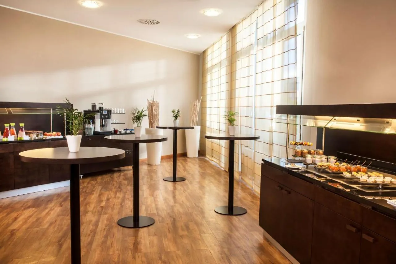 Nh Frankfurt Moerfelden Conference Center Hotel