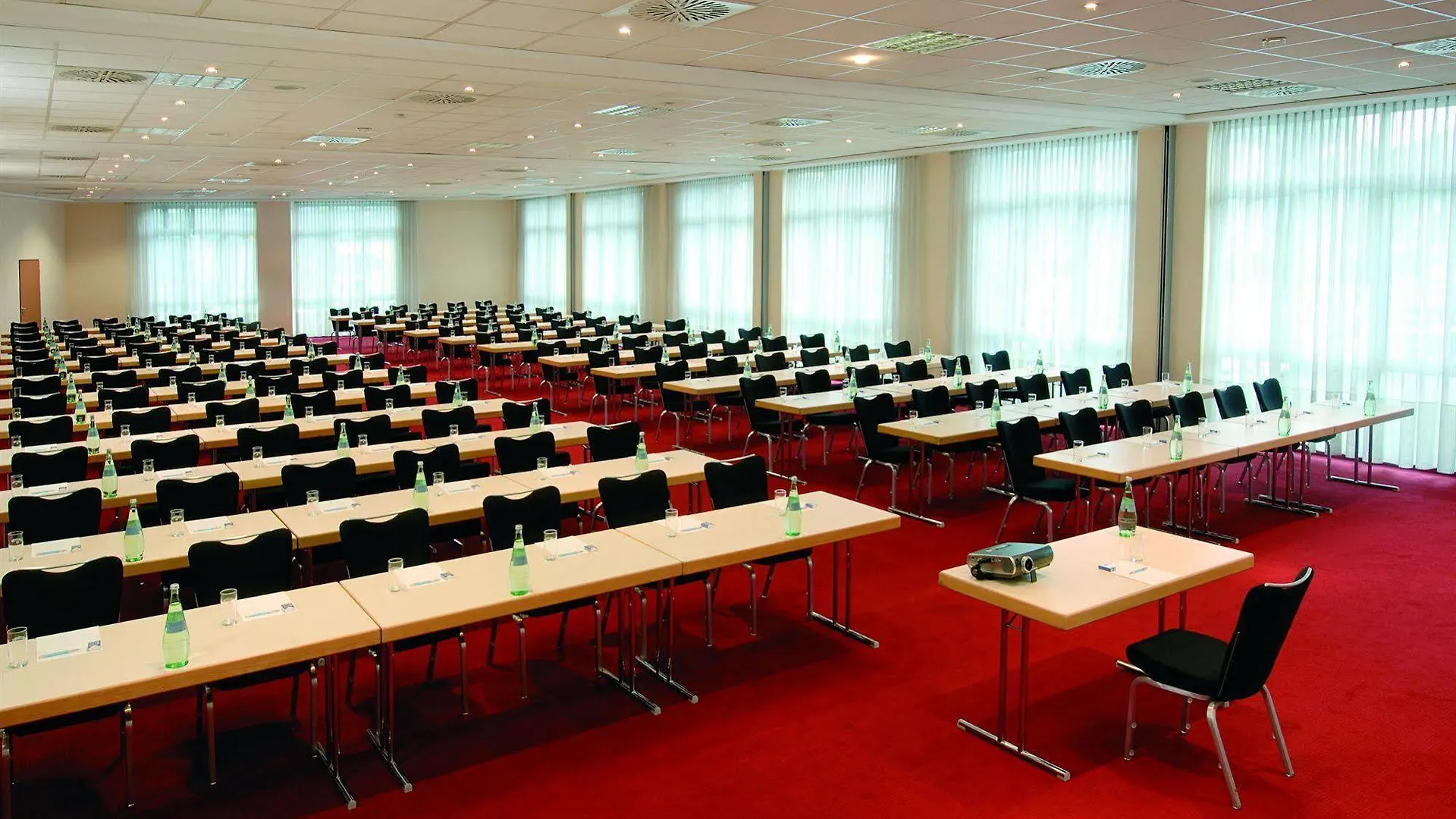 Nh Frankfurt Moerfelden Conference Center Hotel